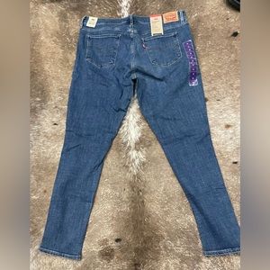 Levi’s Strauss & Co. Women’s 311 Shaping Skinny Jeans NWT